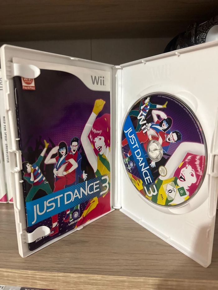 Just dance 3 jeu Wii - photo numéro 2