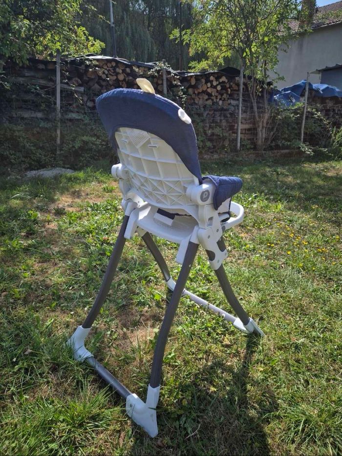 Chaise haute - photo numéro 4