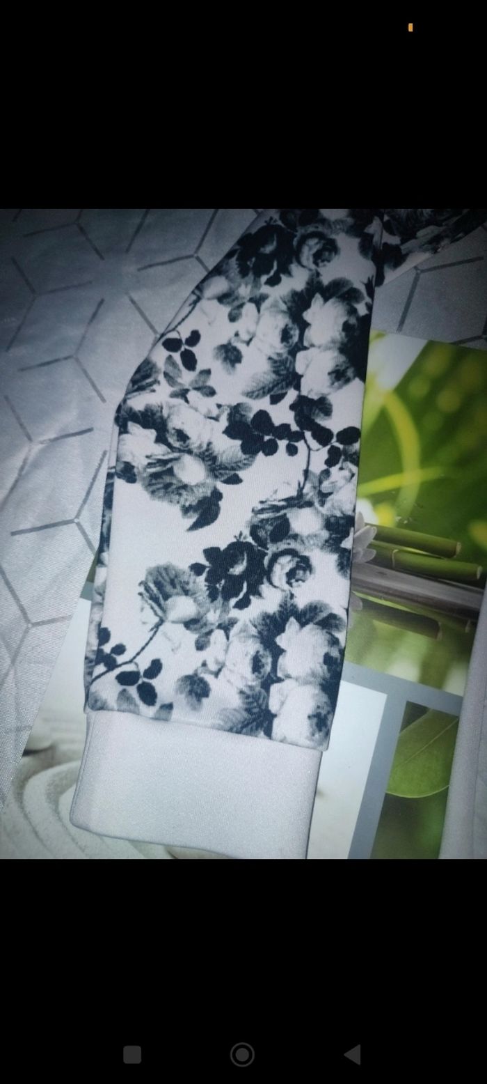 Pull fille/femme - photo numéro 3