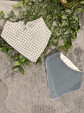 Bavoir bandana gaze de coton