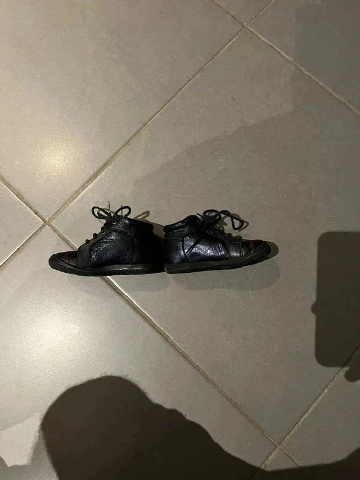 Chaussures / Bottines - Catimini - " Rainette VTE Marine " - Pointure: 22 - Très bon état - photo numéro 3