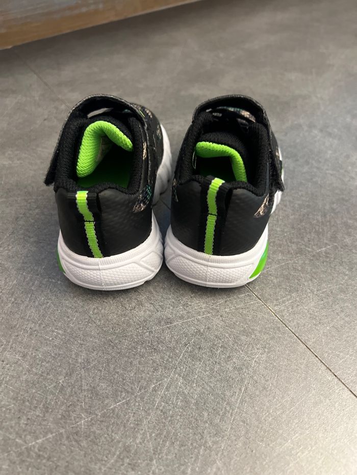 Baskets skechers - photo numéro 3