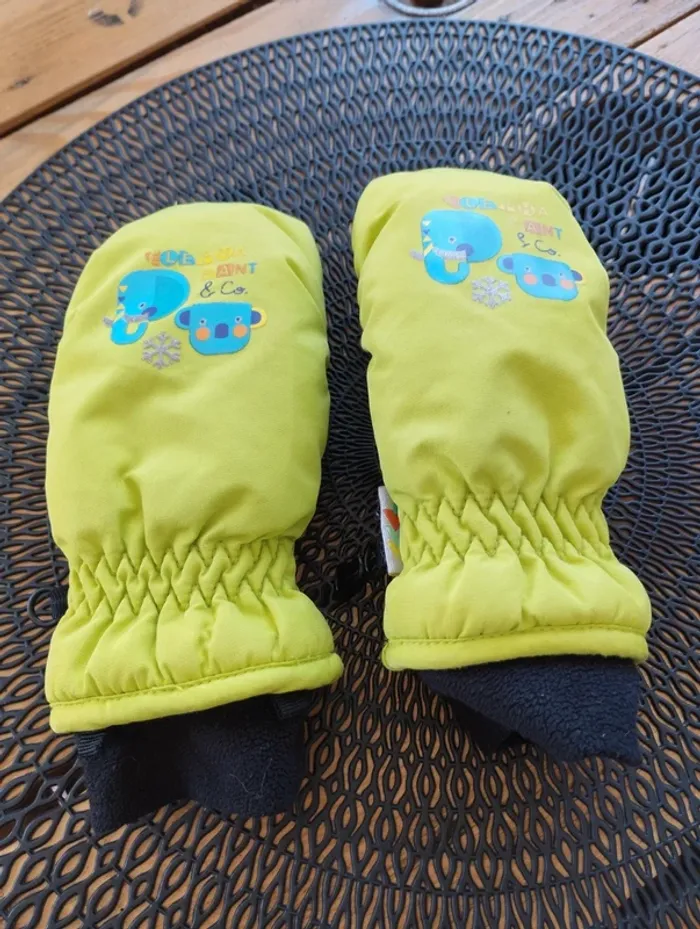 Mouffle vert 3/4 ans