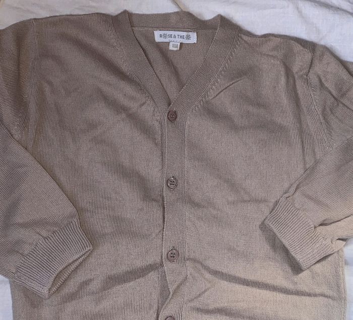 Gilet rose et the 18 mois - photo numéro 2