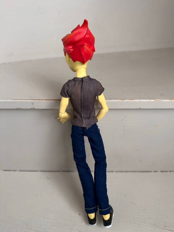 Poupée Monster high - photo numéro 4