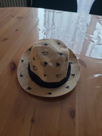 Chapeau