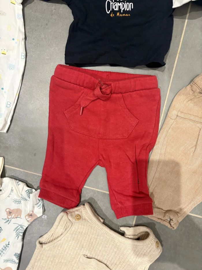 Lot de vêtements garçon taille 1 mois - photo numéro 9