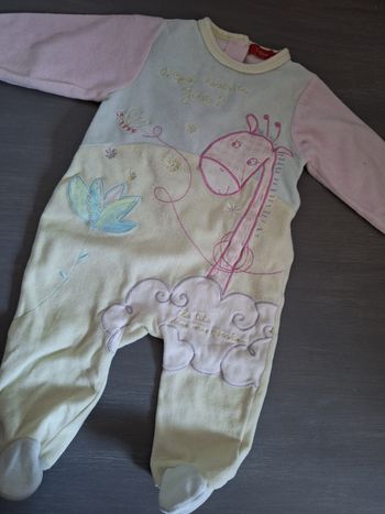 Grenouillère girafe