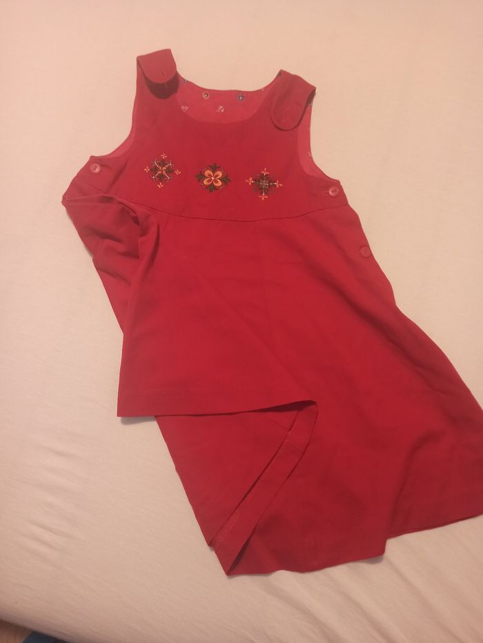 Robe sergent major rouge très jolie - photo numéro 3