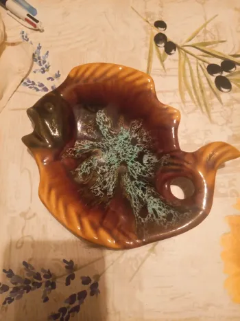 Joli plat vintage forme poisson