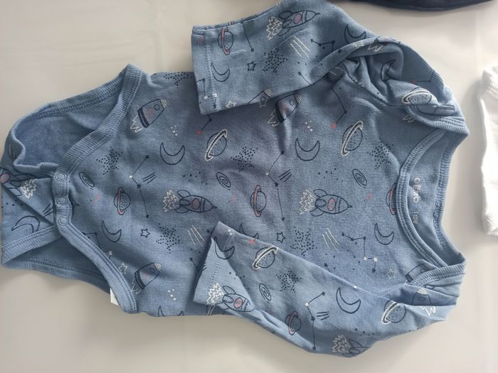 Lot de 3 bodies - photo numéro 2