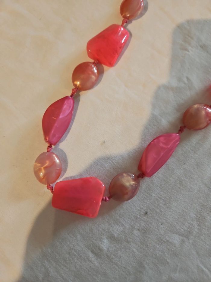 Grand collier rose - photo numéro 4