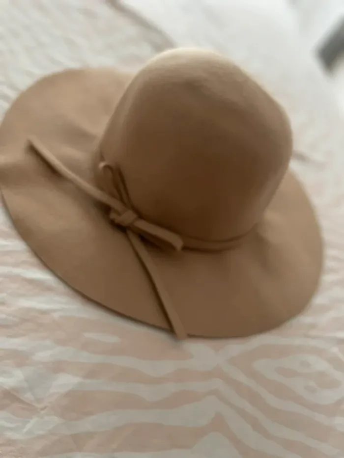 Chapeau beige en feutre – élégant et féminin 🎀 - photo numéro 5