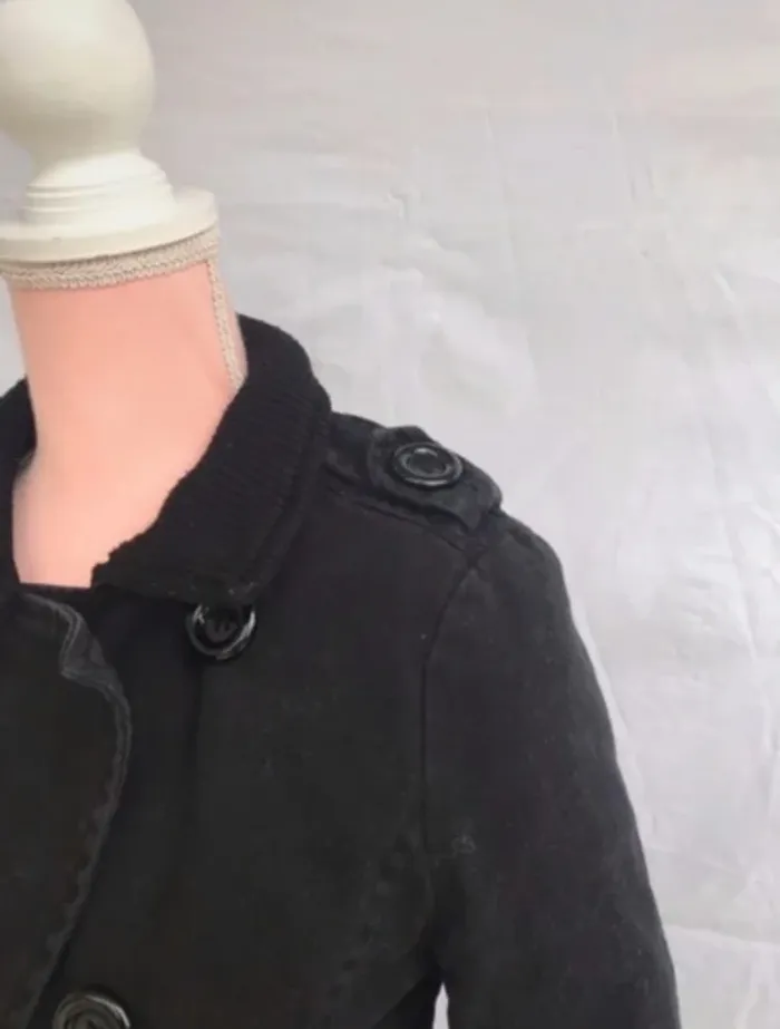 Manteau noir - photo numéro 11