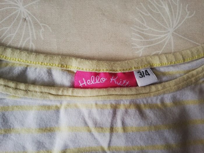 Tee shirt rayé hello Kitty 3/4 ans - photo numéro 3