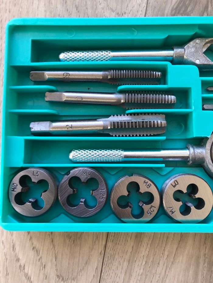 Outils tarauds et filières - photo numéro 5