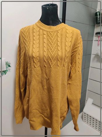 Joli pull moutarde XL