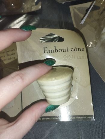 Embout tringle a rideau