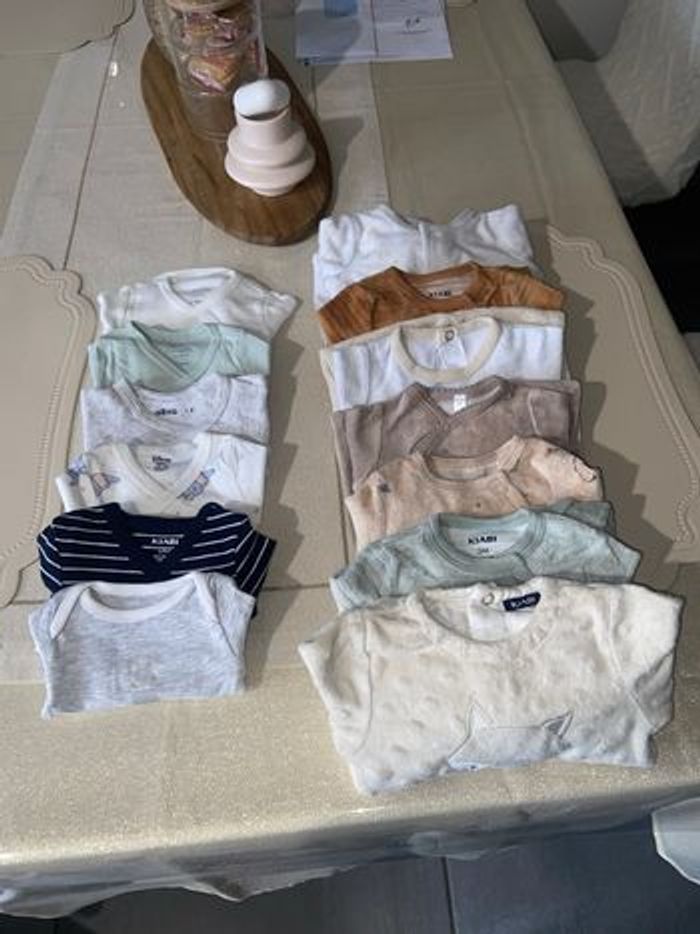 Lot vêtements naissance - photo numéro 5