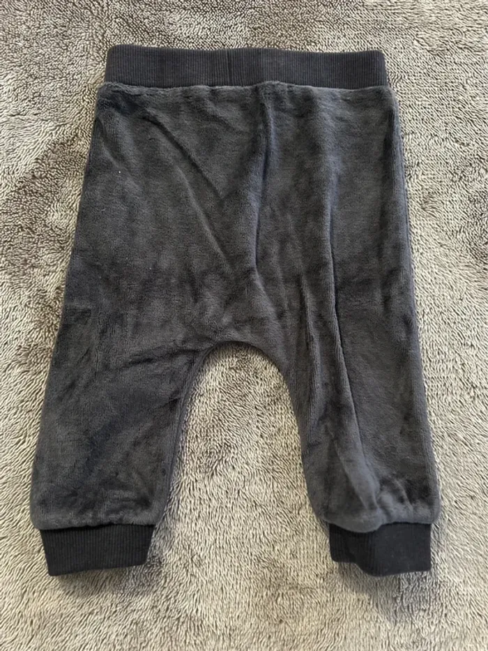 Pantalon 9 mois - photo numéro 2