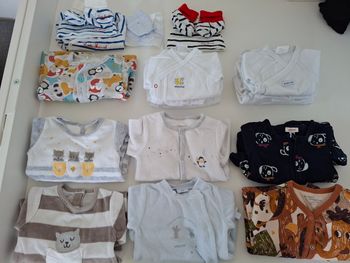 Lot vêtements bébé garçon/ mixte