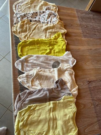 Lot de 8 bodys 3 mois