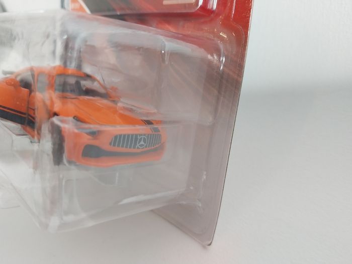 Majorette Mercedes-AMG GT-R - photo numéro 4