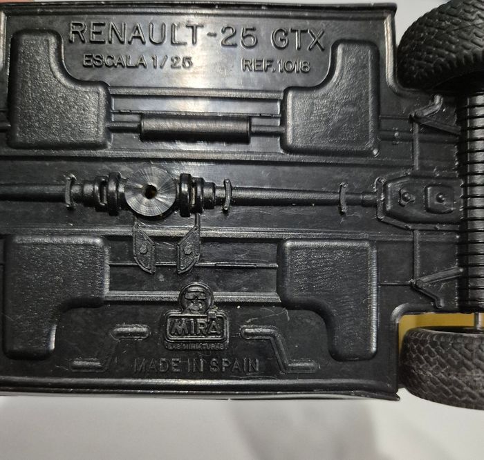 Voiture collection Mira ref 1018 Renault 25 GTX gris foncé 1/25 - photo numéro 8