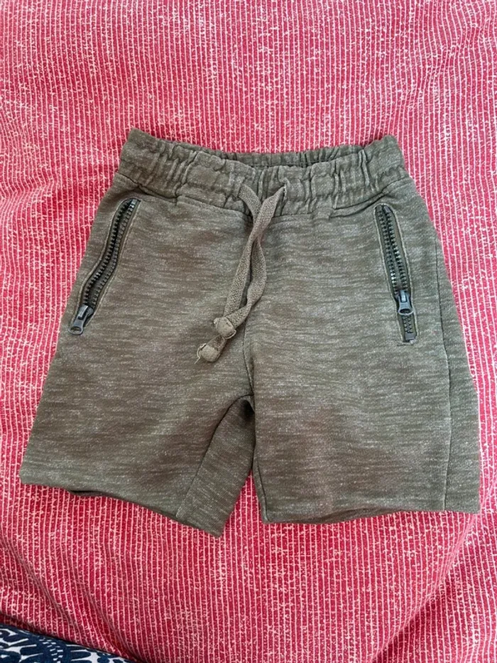 Short garçon 5-6 ans
