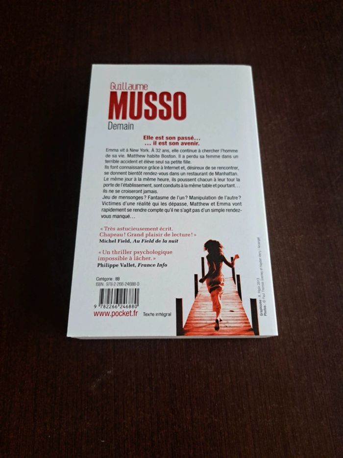 Livre de Guillaume Musso Demain - photo numéro 2