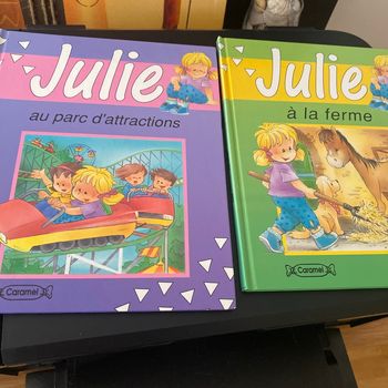2 livres Julie
