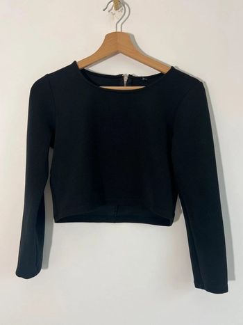 Top noir court côtelé