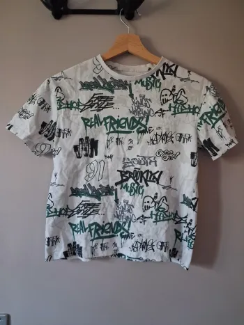 Tee shirt