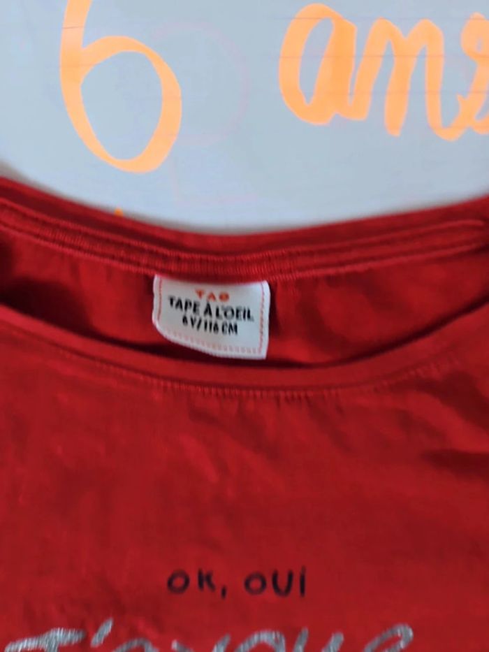 Pull tee shirt manche longue couleur rouge marque tao tape à l'oeil taille 6 ans - photo numéro 2