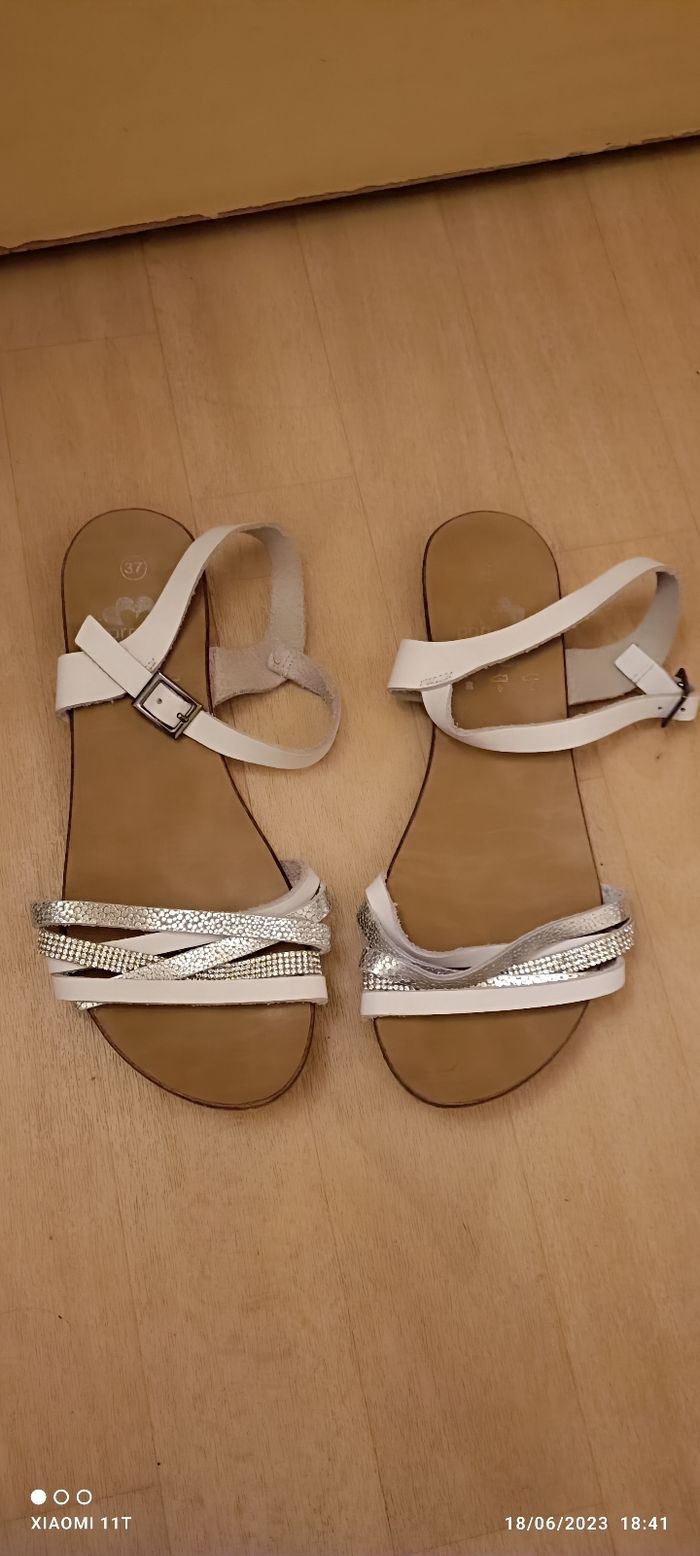 Sandalettes fille pointure 37