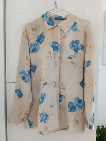 Chemise vintage voile manches longues beige fleurs bleues