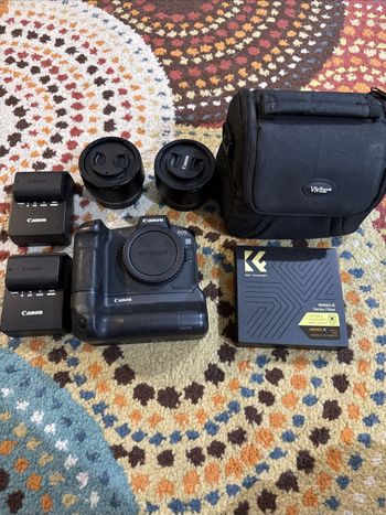 Canon EOS R