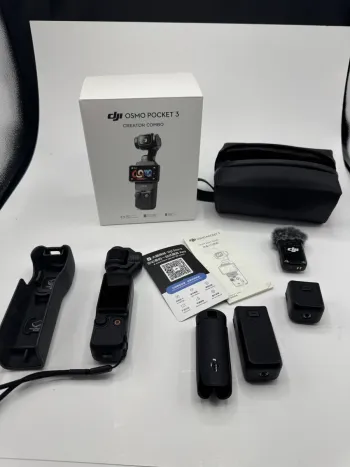 DJI Osmo Pocket Stabilisateur 3 Axes et Caméra Portable 4K Créateur Combo en parfait état