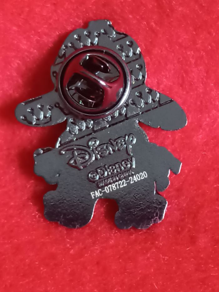 Pins mystère stitch - photo numéro 3