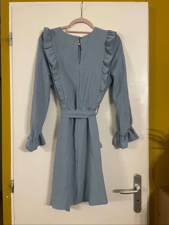 Robe bleue élastique - photo numéro 3