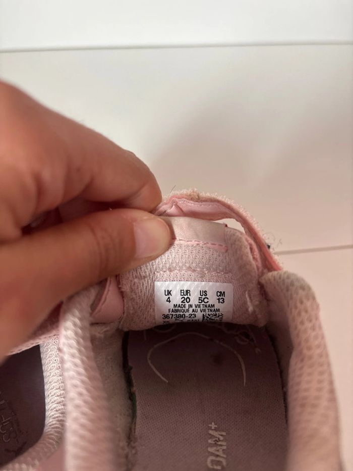 Puma rose pointure 20 en très bon état - photo numéro 4