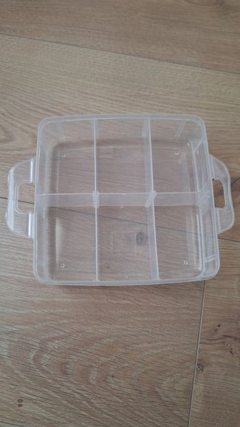 Boîte à perles ou à  tri pour séparation 15x15cm