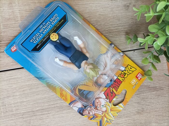 Petite figurine jouet Vegeta Dragon Ball Z DBZ Bandai - photo numéro 4