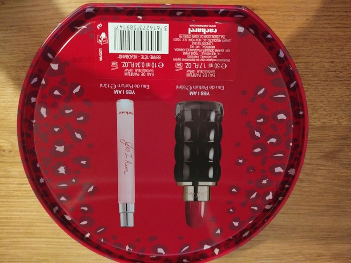 Yes i am Cacharel - photo numéro 5