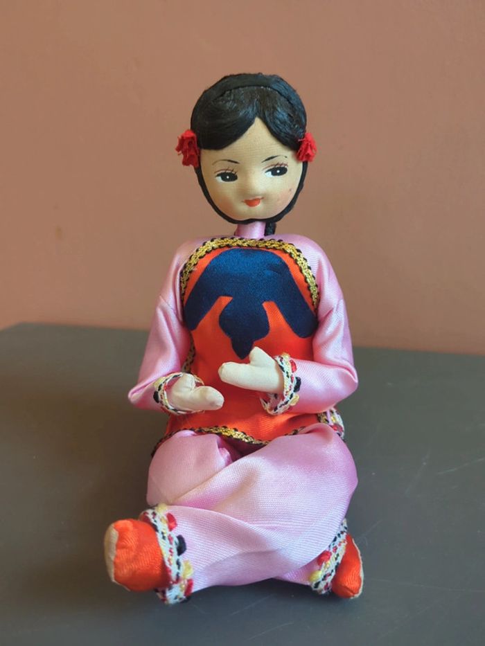 poupée japonaise
