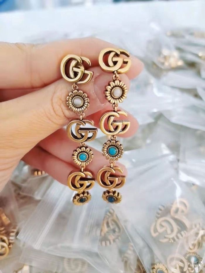 Boucles d’oreilles pendantes femme