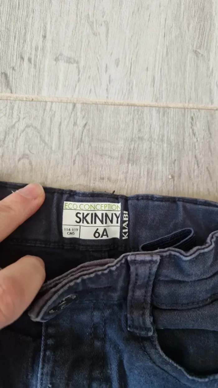 Lot 2 Pantalons garçon taille 5-6 ans - photo numéro 4