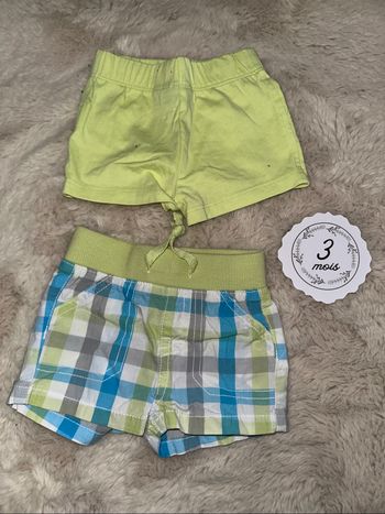 Lot de 2 shorts 3 mois