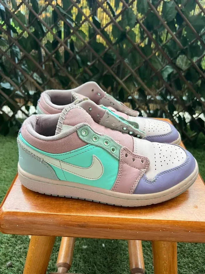 Chaussures Nike femme Taille 37.5 - photo numéro 3