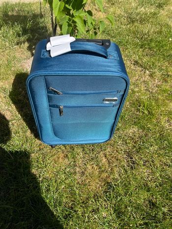 Jolie valise cabine bleu canard 